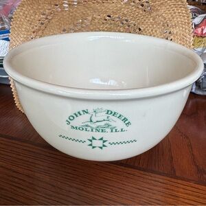 JOHN DEERE Batter Mixing Bowl Employee Appreciation Gift Rare Moline Ill Logo
